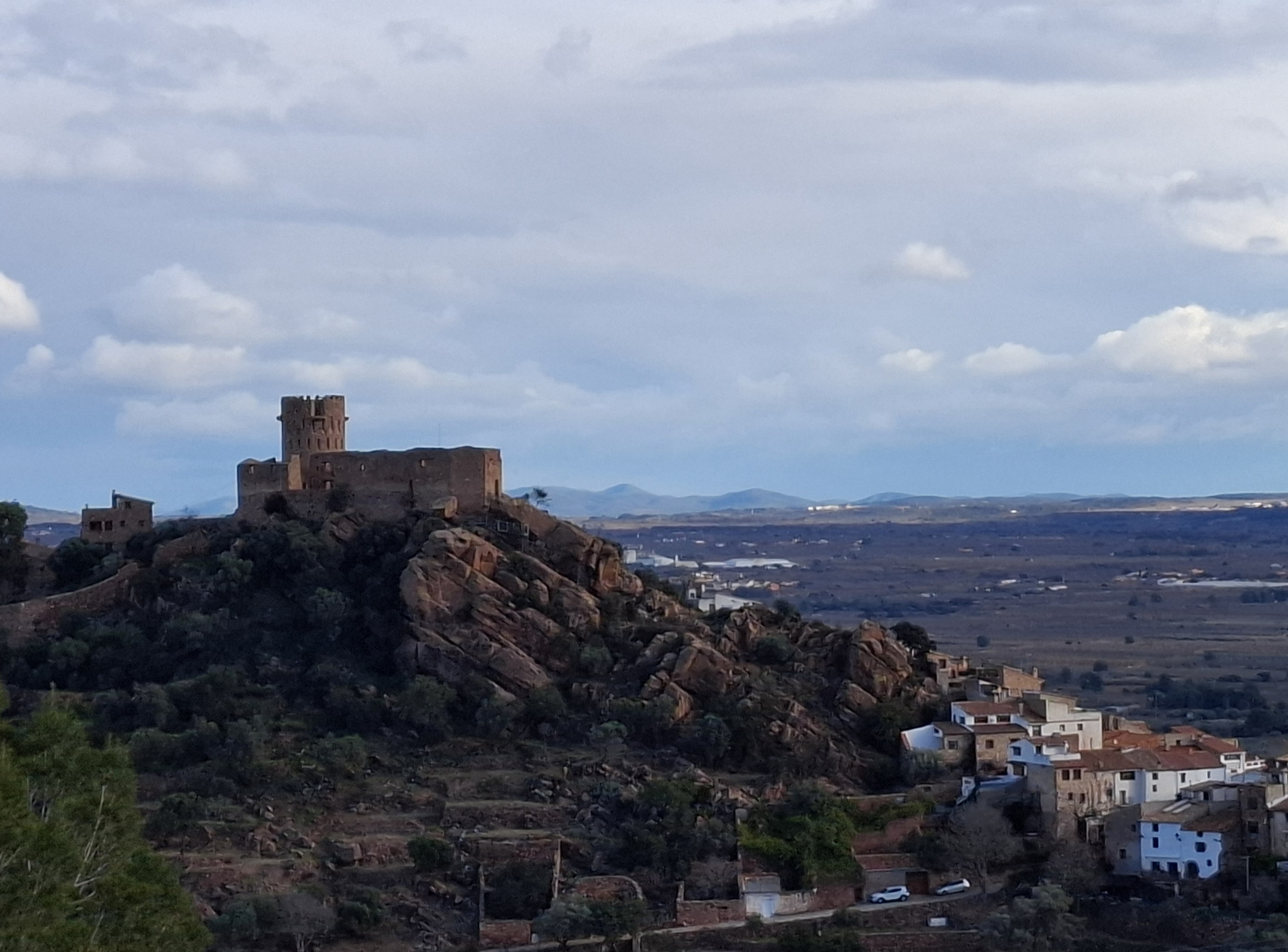 Entre rocas y cielos, Vilafamés