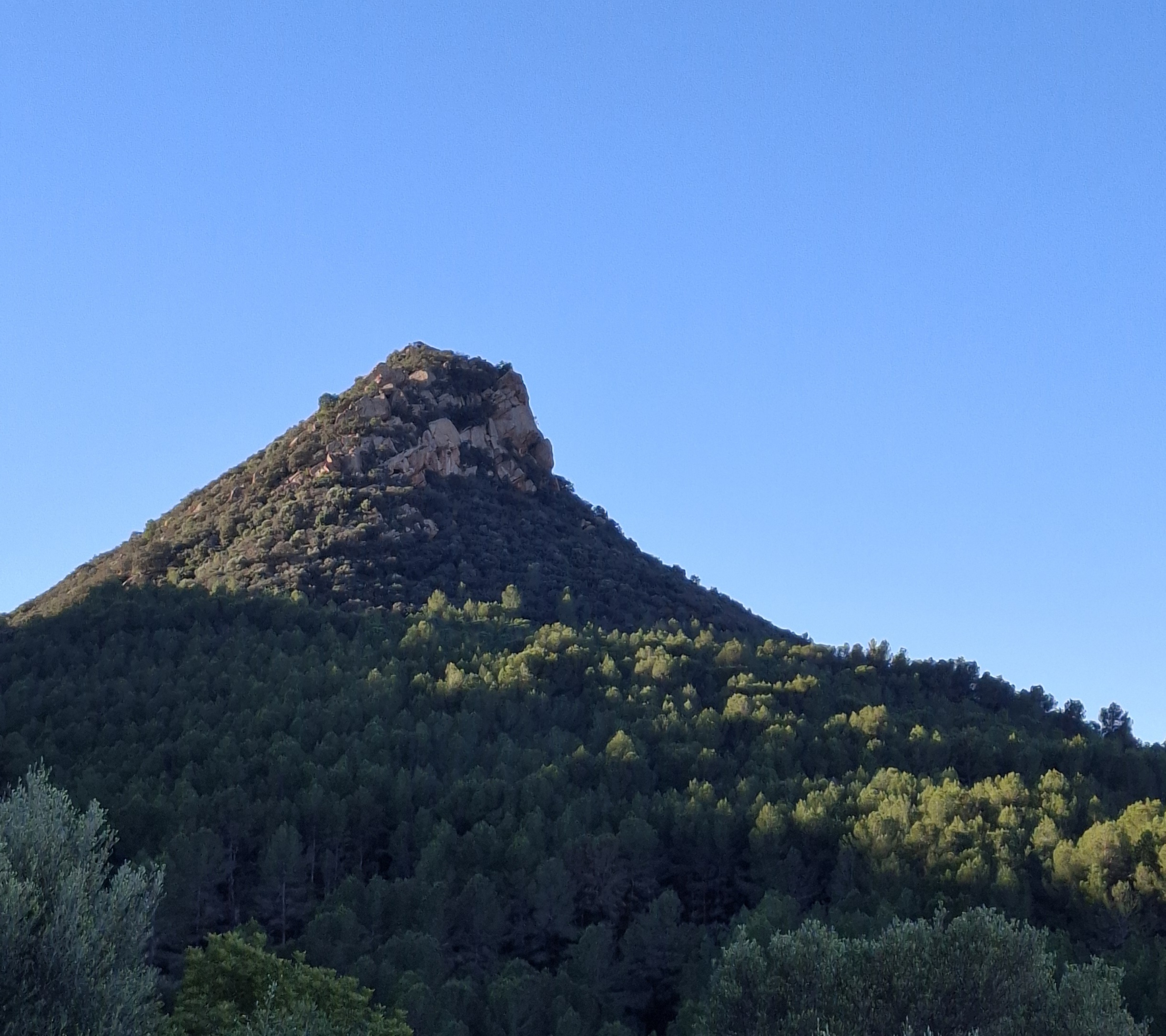 Entre rocas y cielos, Vilafamés